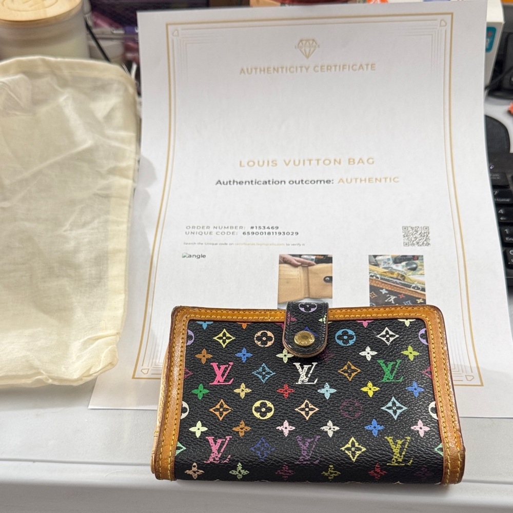 Louis Vuitton Murakami Kisslock Monogram Wallet w/Certificate of Authenticity